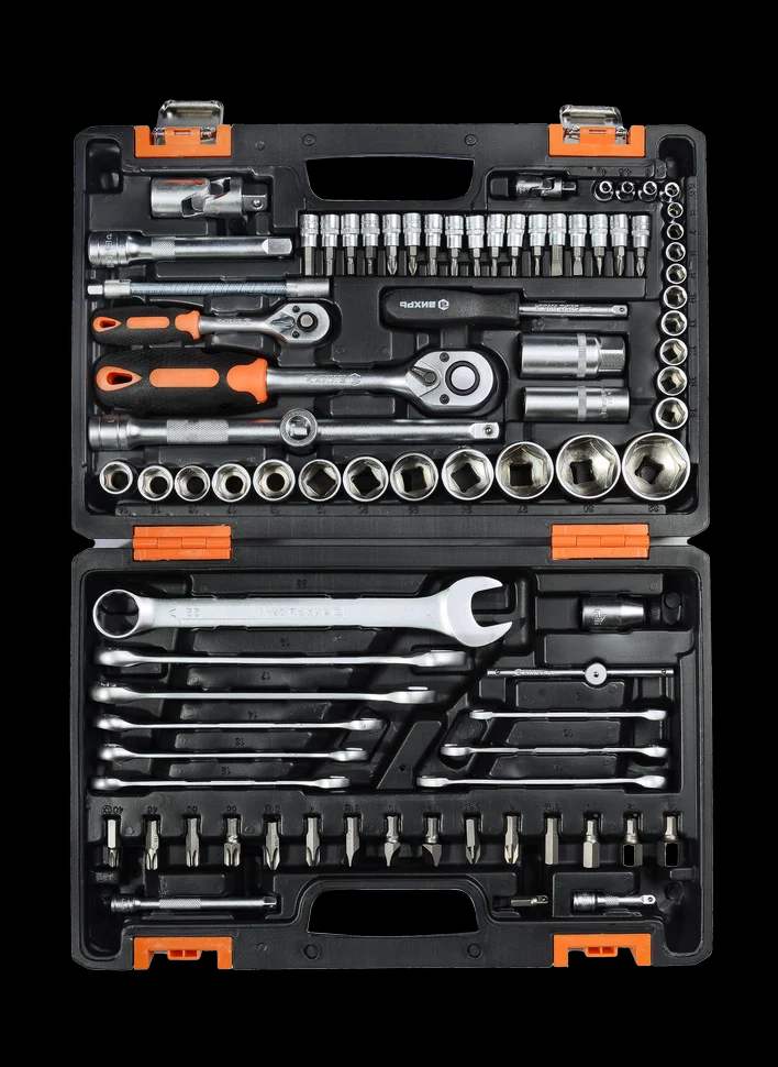 Набор инструментов, 1/2" , 1/4" , CrV, пластиковый кейс 82 предмета